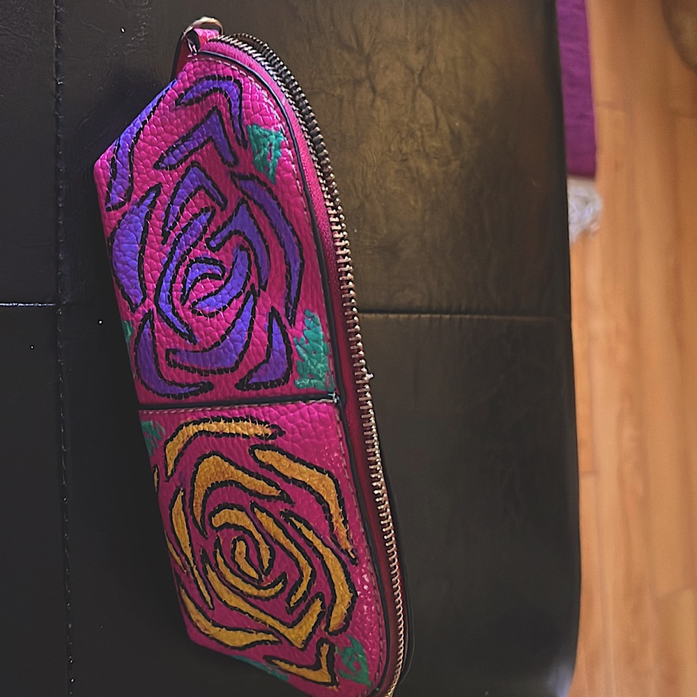 Mini pouch   Hand painted. Great gift!